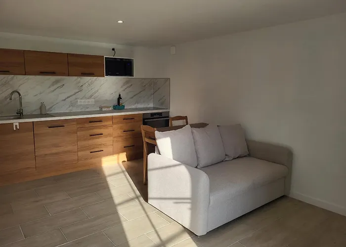 Apartament De *